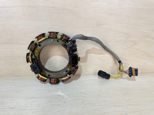 [3479] 2004 Johnson 115HP Outboard 2 Stroke Stator Assembly 0584849 0763760