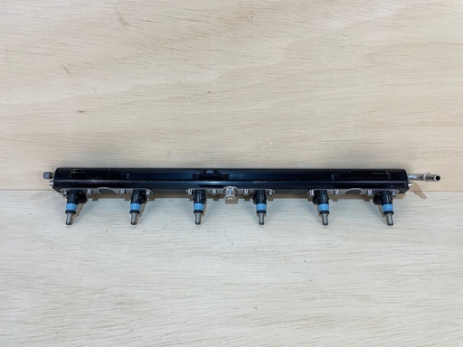 [3021] Mercury Verado 350HP Outboard Fuel Injector Set W/ Rail 8M0132732