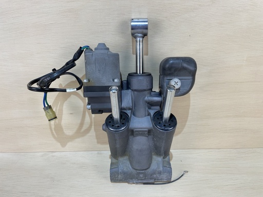 [2779] Suzuki 150HP DF150 4 Stroke Outboard Power Trim Tilt Assembly 48503-96J03