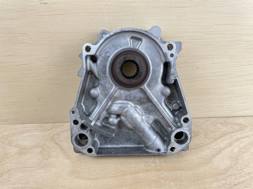 [008197] 2003 Yamaha 115HP F115 4 Stroke Oil Pump Assembly 67F-13300-10-00