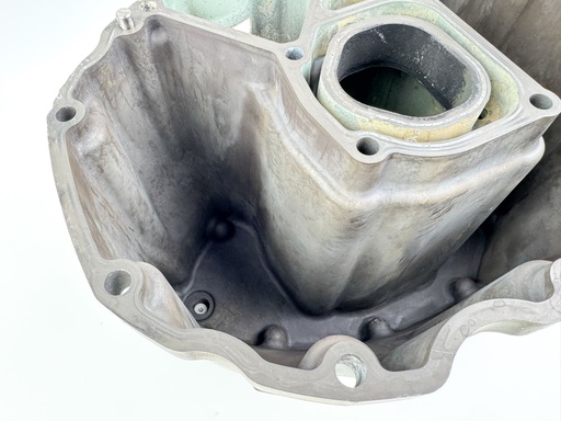 [029668] 2004 Yamaha 150 HP 4 Stroke Outboard Oil Pan {mpn} OEM