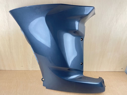[008267] 2009 Yamaha 350HP Outboard Right Starboard Lower Apron Cowling 6AW-42771-00-8D