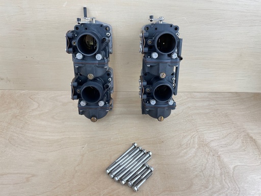 [008282] 2001 Evinrude Johnson 115HP Outboard 2 Stroke Carburetor Assembly 0437541