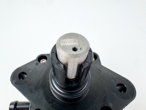 [030801] 2005 Johnson 140 HP 4 Stroke Outboard Fuel Pump {mpn} OEM