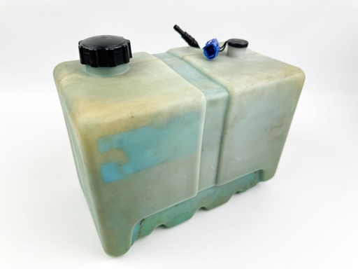 [031807] Yamaha Outboard Remote 2 Stroke Oil Tank Assembly With Pump 2.8 Gallons