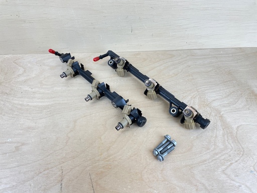 [008479] Yamaha 3.3L 250HP 4 Stroke Outboard Engine Fuel Injector Set 6P2-13160-11-00 6P2-13160-10-00