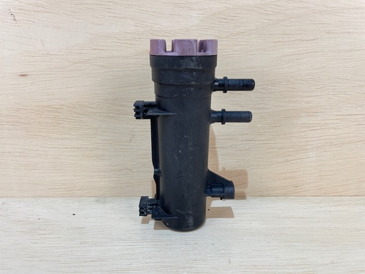 [2984] 2004 Mercury Verado 250HP Fuel Filter Assembly Housing 892242T