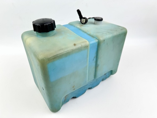 [033952] Yamaha Outboard Remote 2 Stroke Oil Tank Assembly With Pump 2.8 Gallons