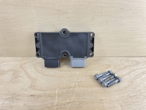 [008721] 2011 Yamaha 150HP 4 Stroke Rectifier & Regulator Assembly 63P-81960-02-00