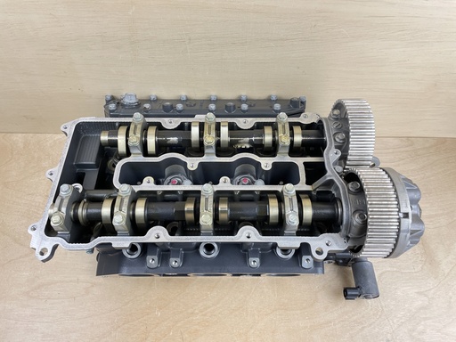 [008735] 2012 Yamaha 200HP 3.3L 4 Stroke Right Starboard Side Cylinder Head 6P2-W009A-04-9S