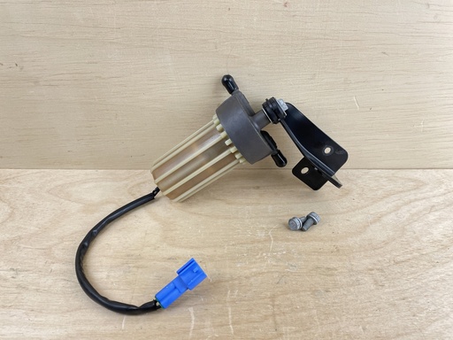 [008764] 2015 Yamaha 250HP 4 Stroke Outboard Fuel Filter Bracket Assembly 6P3-24560-03-00