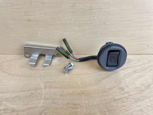 [008810] 1990 Yamaha 70HP 2 Stroke Outboard Trim & Tilt Switch Assembly 6H1-82563-01-00