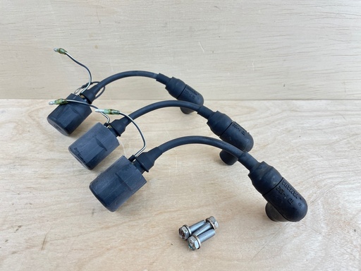 [008807] 2003 Yamaha 60HP 2 Stroke Ignition Coil Set 697-85570-00-00