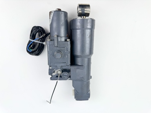 [035888] 2000 Yamaha 80 HP 4 Stroke Outboard Power Trim Tilt Unit {mpn} OEM