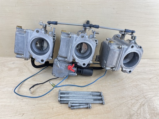 [008893] 1994 Yamaha 90HP 2 Stroke Carburetor Set Top Bottom Middle