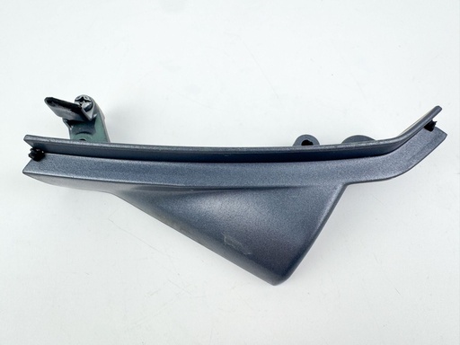 [037153] 2005 Yamaha 225 HP 4 Stroke Outboard Cable Cover Plate {mpn} OEM