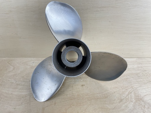 [008941] Mercury Marine Vengeance SS Propeller 3 Blade 48-16988 13" x 18P RH Standard