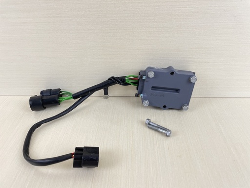 [008972] 2002 Yamaha 225HP 4 Stroke Outboard Rectifier Regulator Assembly 69J-81960-01-00