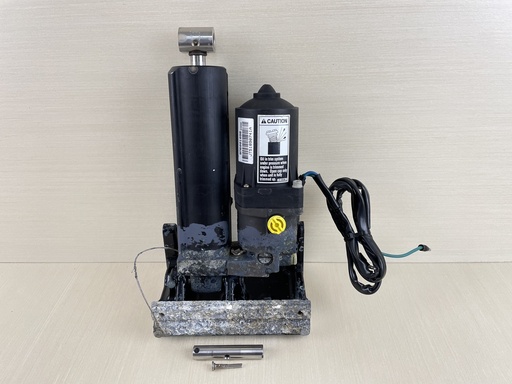 [009005] 2015 Mercury 90HP 4 Stroke Outboard Engine Power Tilt and Trim Assembly 8M0090335