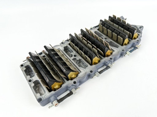 [038628] 2001 Yamaha 150 HP 2 Stroke Outboard Reed Valve Assembly {mpn} OEM