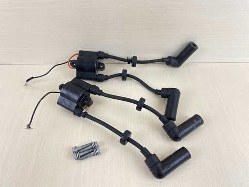 [009126] 2002 Yamaha 60HP 4 Stroke Outboard Ignition Coil Set 62Y-85570-00-00