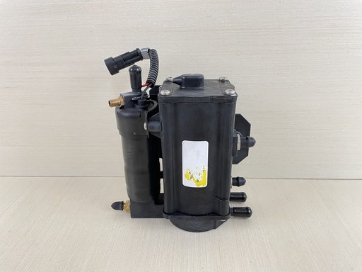 [009148] 2007 Evinrude Etec 115HP 2 Stroke VST Vapor Separator Tank Fuel Pump 5010819