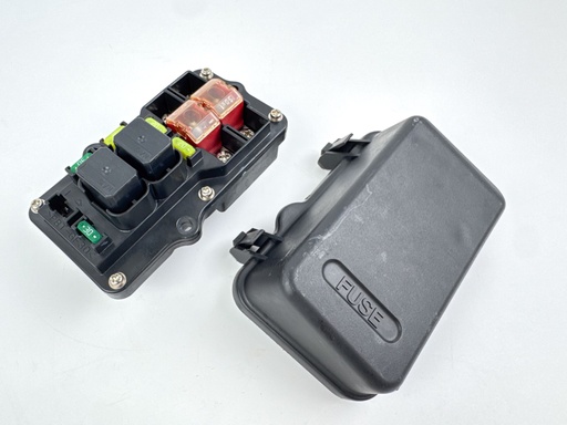 [039178] 2004 Yamaha 150 HP 4 Stroke Outboard Fuse Box {mpn} OEM