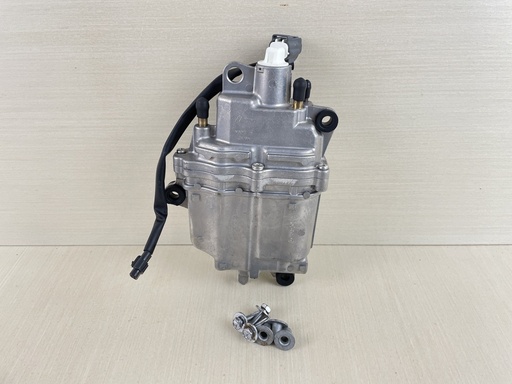 [009165] 2009 Suzuki 90HP DF90 4 Stroke Fuel Vapor Separator Assembly VST 15600-87L20
