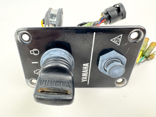 [039769] Yamaha Single Engine Key Switch With Key Assembly Panel