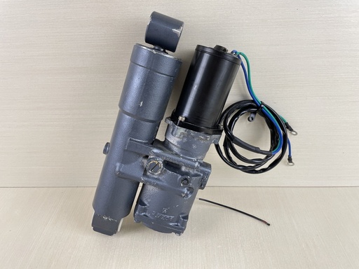 [008801] 1998 Yamaha 40HP 2 Stroke Outboard Power Trim & Tilt Assembly 62X-43800-03-4D