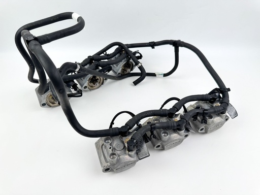 [040416] 2010 Evinrude 250 HP 2 Stroke Outboard Fuel Injector Set W/ Rail {mpn} OEM