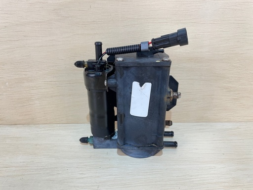 [3121] 2006 Evinrude Etec 90HP Outboard Fuel Pump Vapor Seperator VST 5006085