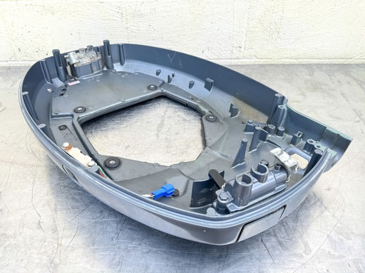 [041223] 2003 Yamaha 115 HP 4 Stroke Outboard Bottom Cowling Pan {mpn} OEM
