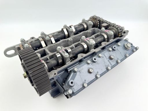 [041611] 2002 Yamaha 225 HP 4 Stroke Outboard Starboard Cylinder Head {mpn} OEM