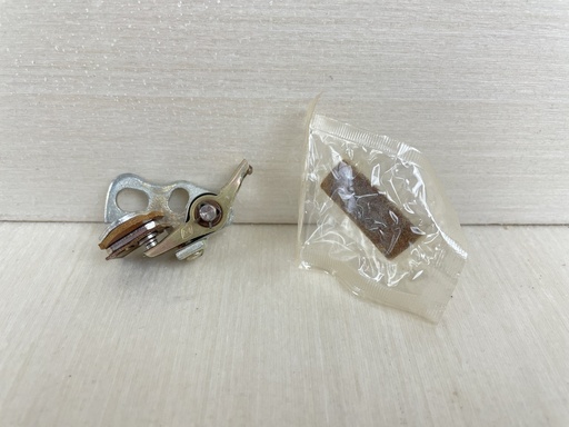 [009576] Johnson Evinrude OMC Breaker Point 581207 OEM NEW