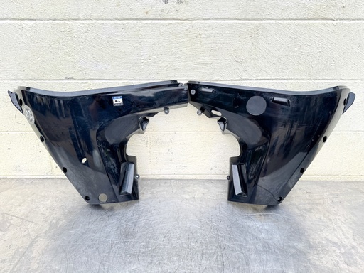 [041953] 2022 Mercury 25 HP 4 Stroke Outboard Lower Apron Cowling Port {mpn} OEM