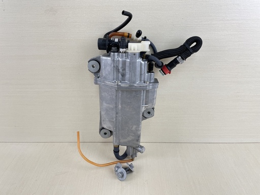 [009504] 2007 Yamaha 60HP 4 Stroke Outboard Float Chamber Assembly Fuel 6C5-14180-00-00