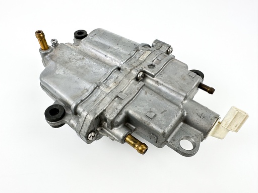 [042293] 2012 Suzuki 140 HP 4 Stroke Outboard Vapor Separator Tank VST {mpn} OEM