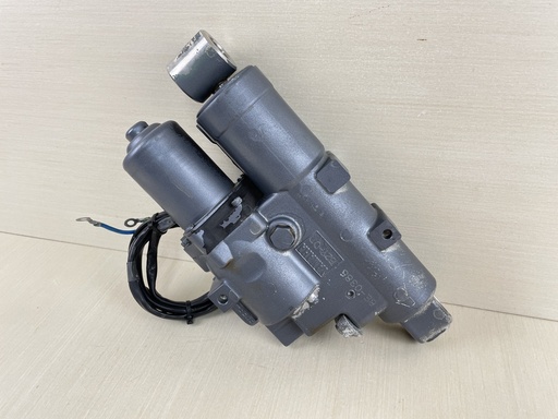 [009708] 2009 Yamaha 50HP 2 Stroke Outboard Power Trim Tilt Unit Assembly 62Y-43800-12-00