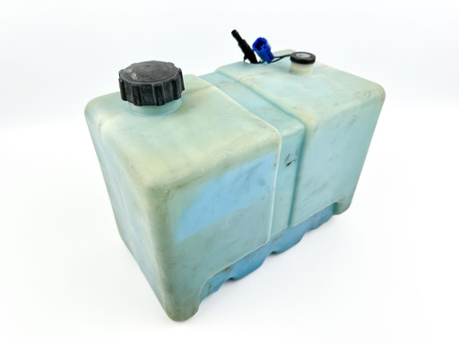 [042946] Yamaha Outboard 2 Stroke 10.5L Remote Oil Tank With Pump & Sensor 2.8 Gallons