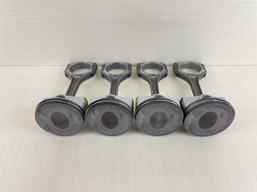 [009673] 2015 Yamaha 200HP F200 4 Stroke Outboard Piston & Connecting Rod Set 6DA-11631-10-94