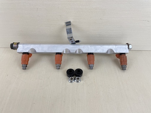 [009745] 2003 Suzuki 140HP DF140 Outboard Engine Injector Assembly Set 15710-65D00