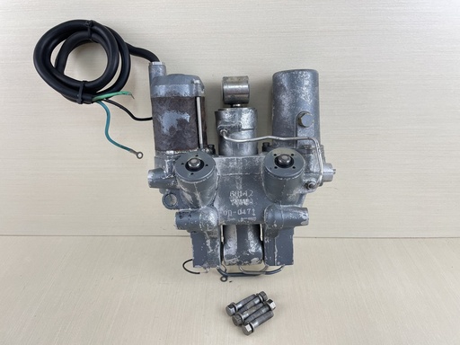 [009735] 1991 Yamaha 70HP 2 Stroke Outboard Power Trim Tilt Unit Assembly 6H1-43800-10-EK