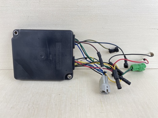 [009869] 1997 Honda 25HP 4 Stroke Outboard Ignition Control Module CDI 30580-ZV7-003