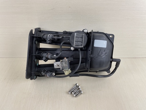 [009913] 2005 Mercury 40HP 4 Stroke Outboard Intake Manifold Assembly With Fuel System Complete