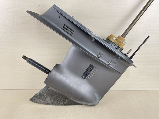 [009733] 1991 Yamaha 70HP 2 Stroke Outboard 20" Long Lower Unit Gear Case 6H3-45300-1A-8D