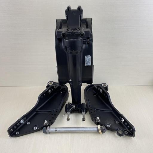 [009909] 2005 Mercury 40HP 4 Stroke Outboard Swivel & Transom Brackets Mount 850066A1