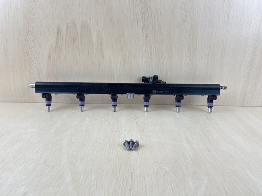 [4057] Mercury 275HP Verado Outboard Engine Fuel Injector With Rail 8M0006027 895022A01