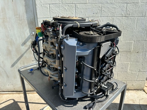 [045081] 2005 Yamaha 225 HP 4 Stroke Outboard Powerhead {mpn} OEM