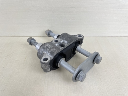 [009998] 2015 Yamaha 115HP 4 Stroke Outboard Upper Side Mount Damper W/ Bolts 6EK-44514-00-00